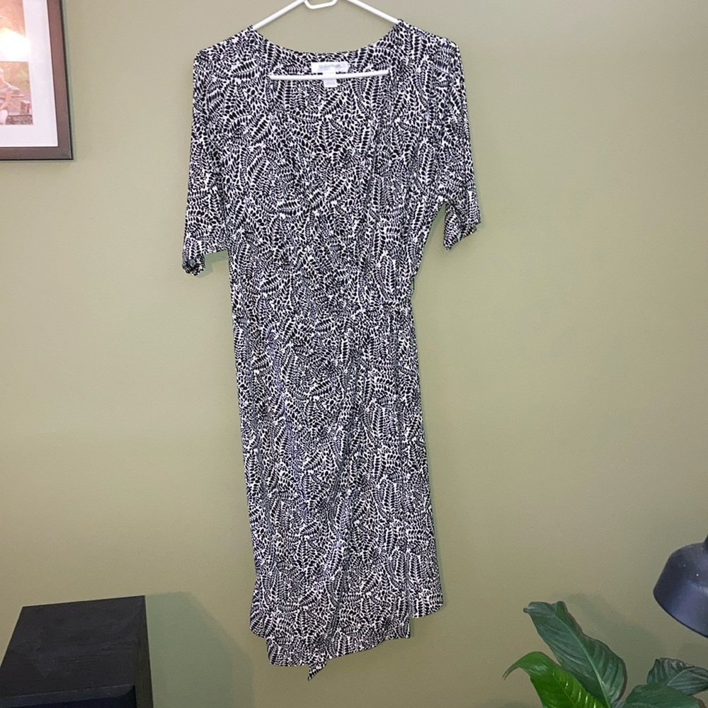 Motherhood Black and White Midi Sheath Dress